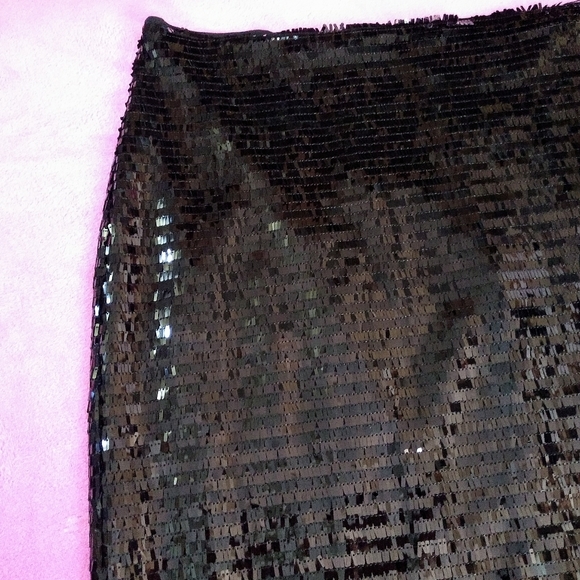 Versatile Statement Long Midi Sequin Skirt - Picture 13 of 16